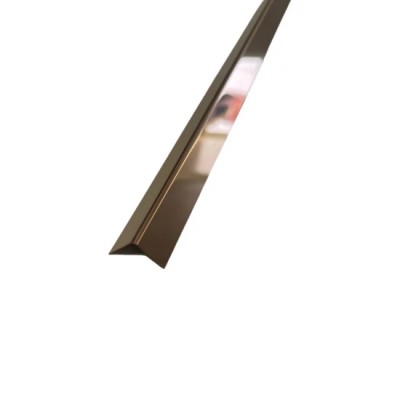 Profil de colt L din inox cu finisaj cupru oglindă, 15x15x2700 mm Profil de colt L din inox cu finisaj cupru oglindă, 15x15x2700 mm