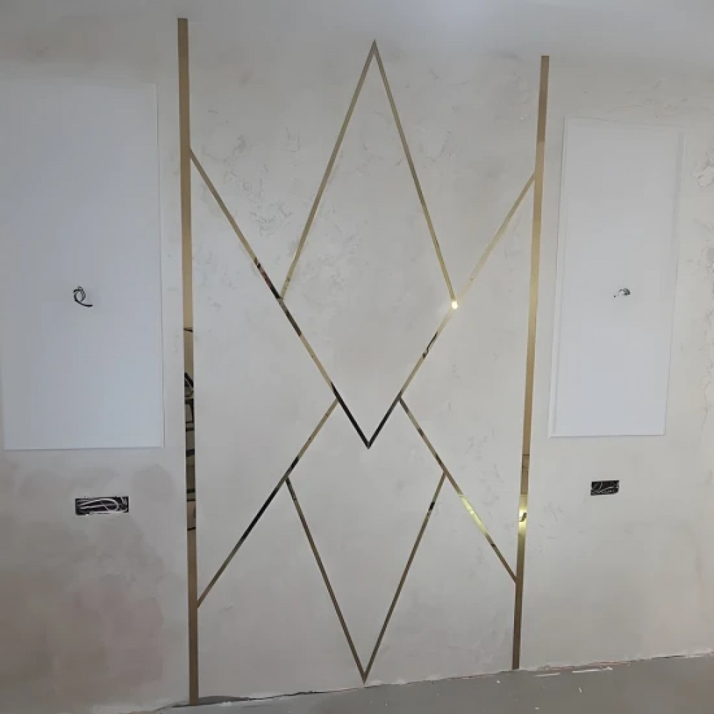 Platbanda din inox autoadeziva auriu lucios 10X0.6X270mm